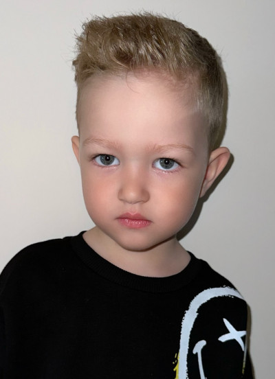 Адам Краев